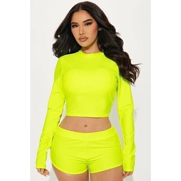 Lime Rashgard Top‎ Size M RefM013 - Picture 1 of 8